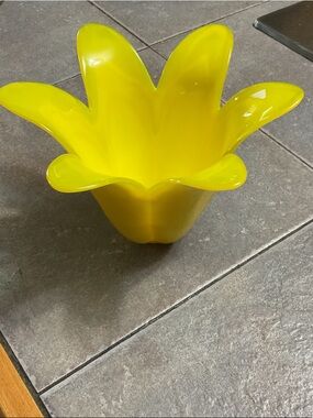 Studio Nova Bright Yellow Petal Slag Art Glass Bowl Vase Dish.